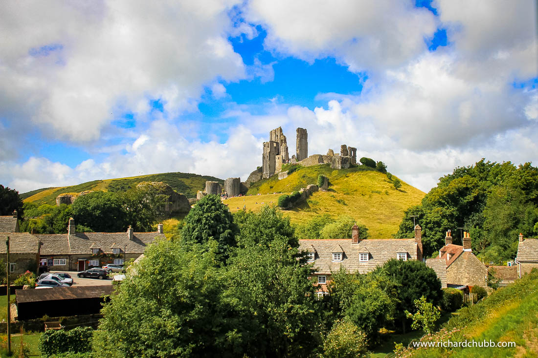 Corfe Castle – All You Need to Know